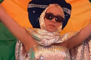 Beyoncé disponibiliza bolsas de estudo de R$ 10 mil para alunos da UNEB beyonce