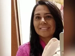 Tragédia: Mulher morre horas depois de cirurgias estéticas que duraram 10 horas rinoplastia