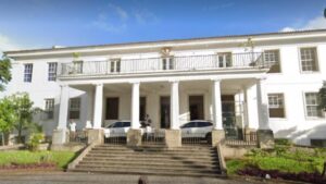 Reitor-Ufba-696×392