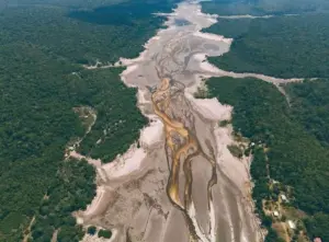 Avião pequeno desaparece no interior do Amazonas com 4 pessoas amaznas