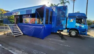 Caminhão da Caixa Econômica Federal chega a Salvador para negociar dívidas caminhao-caixa-economica