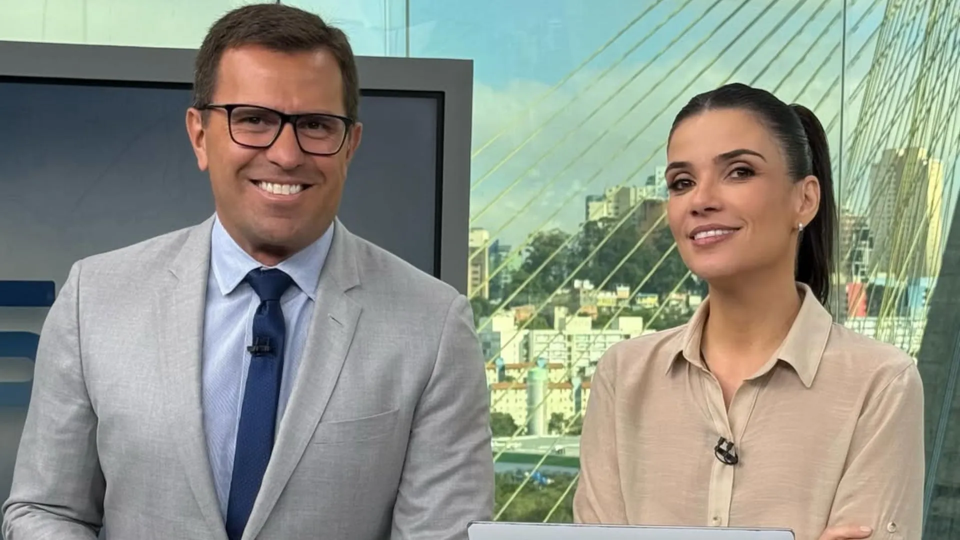 rodrigo-bocardi-e-sabina-simonato-no-bom-dia-sao-paulo