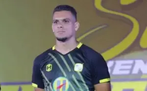 Jogador de futebol morre aos 35 anos por doença rara; entenda a condição cassio-francisco-de-jesus-zagueiro-de-35-anos-2637635-article (1)