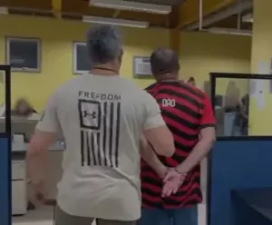 Homem ameaça namorada de morte dentro da Delegacia da Mulher e acaba preso deam2