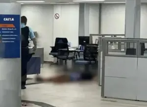 Segurança que matou cliente dentro da Caixa é solto na Bahia cliente-foi-baleado-dentro-de-agencia-da-caixa-apos-discussao-2676102-article (1)