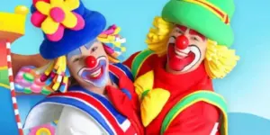 Sem maquiagem! Intérprete do palhaço Patatá surpreende a web com aparência real patati-patata (1)