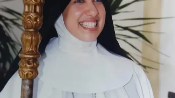 "Sou bonita demais para ser freira", diz brasileira afastada de cargo em mosteiro na Itália