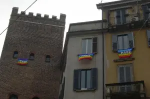 Papa Leão XIV evita bandeira LGBT em audiência com jornalistas? Entenda o que aconteceu - VEJA VÍDEO papa-leao-XIV-bandeira- (1)