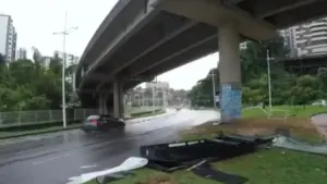 acidente-ocorreu-proximo-ao-complexo-viario-joao-gilberto-2773708-article (1)