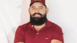 cantor-morreu-apos-passar-mal-no-sabado-21-2782180-article (1)