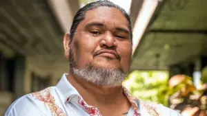 Morre David Hekili Bell, ator de Lilo & Stitch, duas semanas após estreia do filme hekli-kenui-bel (1)