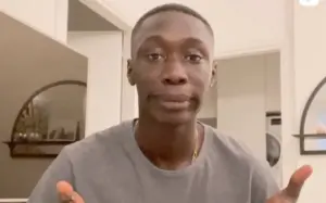 Influenciador mais seguido do mundo no TikTok é preso pela imigração dos EUA khaby-lame–2758740-article (1)