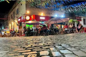 Bares de Salvador oferecem cerveja grátis em caso de vitórias de brasileiros no Mundial; entenda bar-salvador