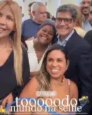 funcionarias-da-escola-profissionalizante-maria-de-lourdes-monteiro-apareceram-em-video-ao-lado-de-acm-neto-2842150-article (1)