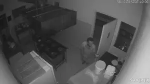 Restaurante na Graça é invadido e furtado pela segunda vez em menos de um mês - Veja vídeo segunda-invasao-registrada-em-menos-de-um-mes-2843694-article (1)