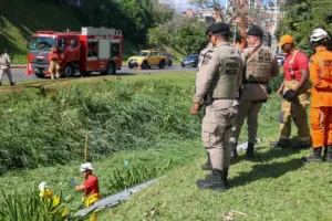 suspeito-saiu-de-corrego-2859850-article (1)